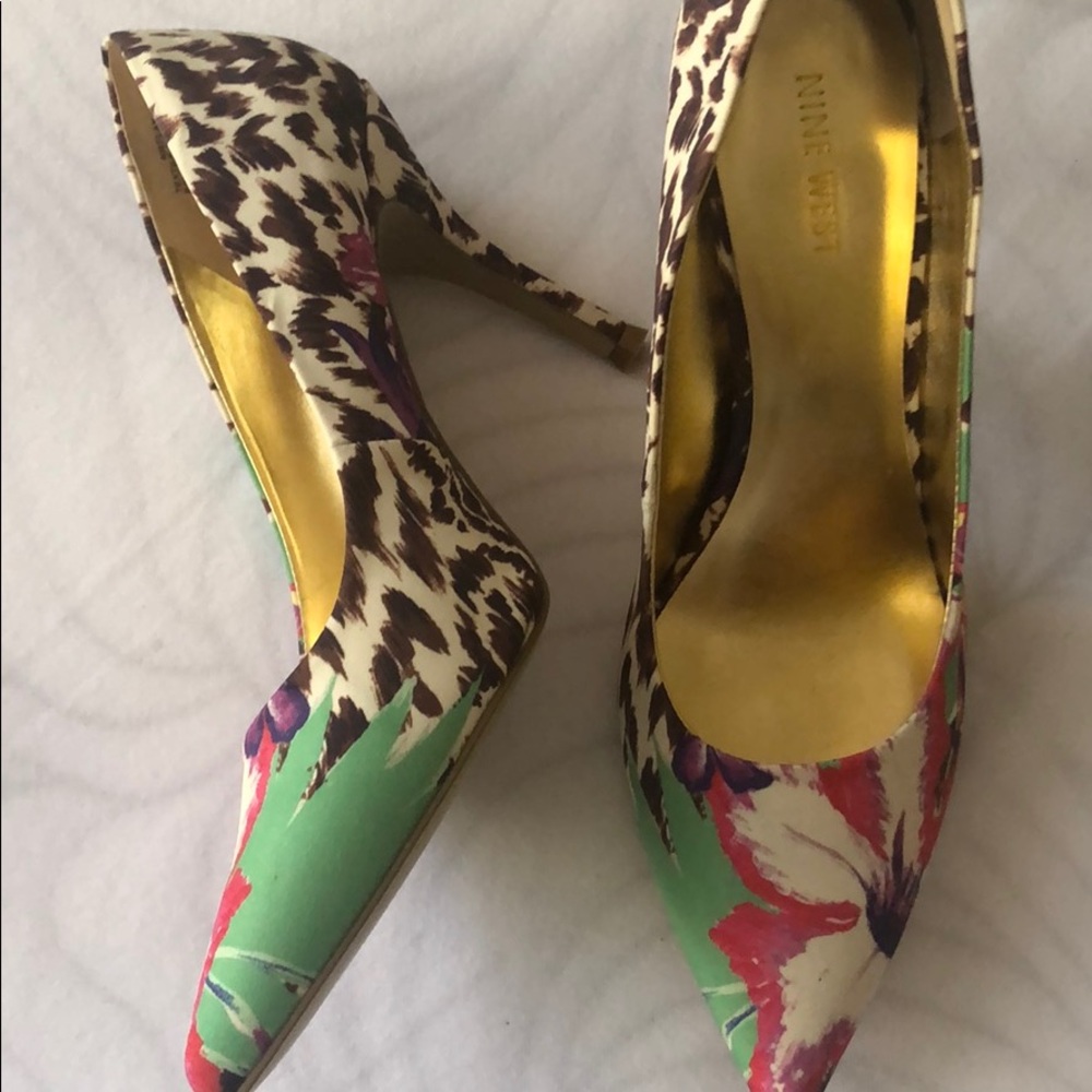 Nine West Print Pumps